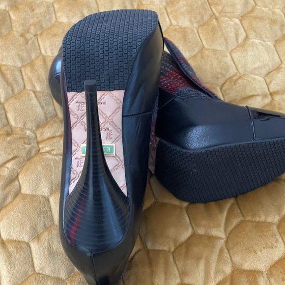 L.A.M.B. Ankle Booties Size 10 - Picture 3 of 9